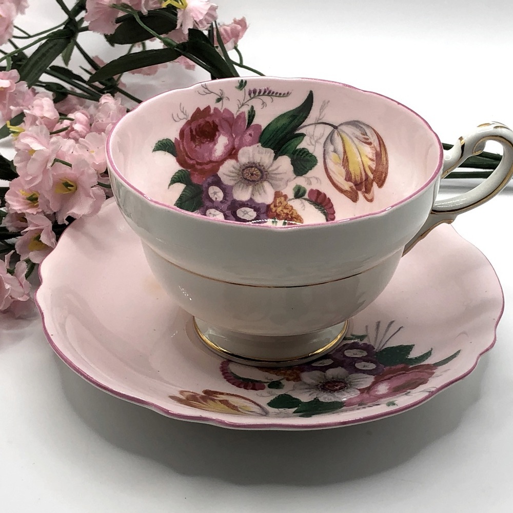 Paragon Double Warranted A57314 Widemouth Teacup and Saucer, Fine Bone China